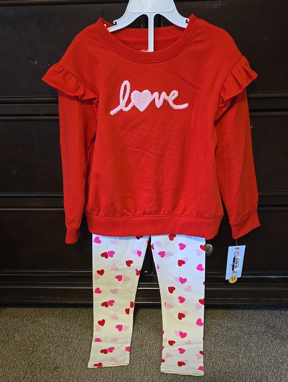 Adorable 5t Kids Red 'Love' Heart Sweatshirt and Heart-Print Leggings Set